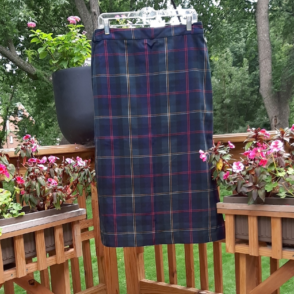 Christopher & Banks Navy Plaid Pencil Skirt Sz M